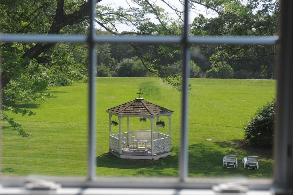 Historic Jacob Hill Inn Seekonk Extérieur photo