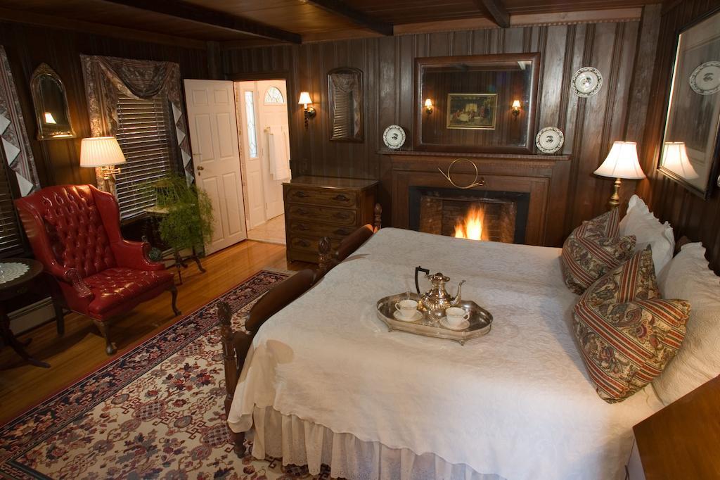 Historic Jacob Hill Inn Seekonk Extérieur photo