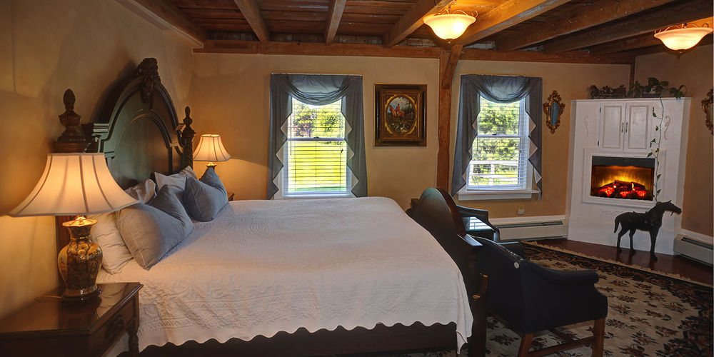 Historic Jacob Hill Inn Seekonk Extérieur photo