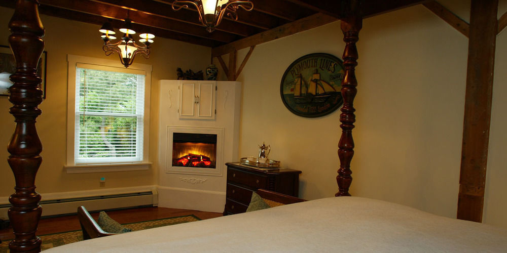 Historic Jacob Hill Inn Seekonk Extérieur photo