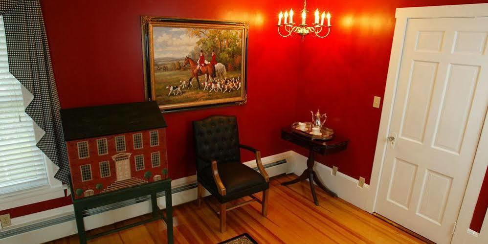 Historic Jacob Hill Inn Seekonk Extérieur photo